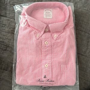 Brooks Brothers pink dress shirt. Size large
